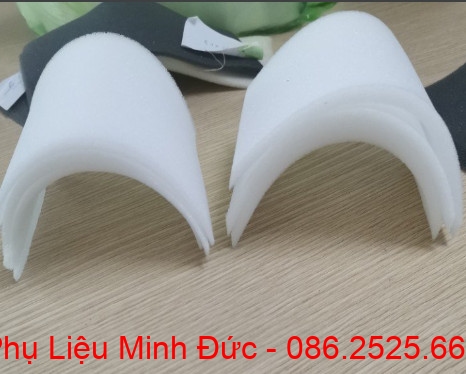 đệm vai trần màu đen 1250 vnd cặp